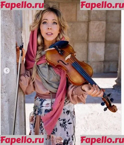 Lindsey Stirling Onlyfans Photo Gallery 