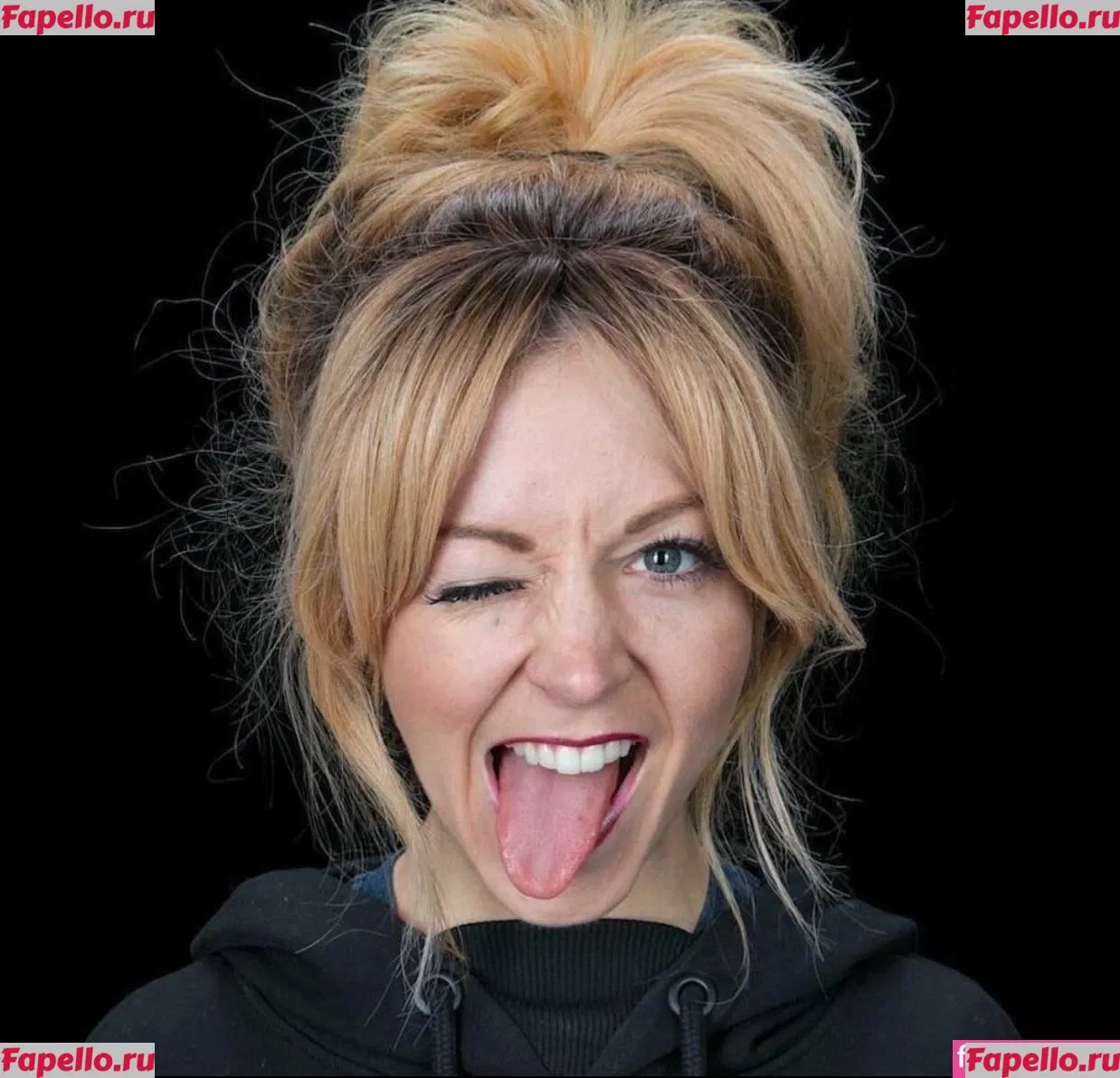 Lindsey Stirling Onlyfans Photo Gallery 