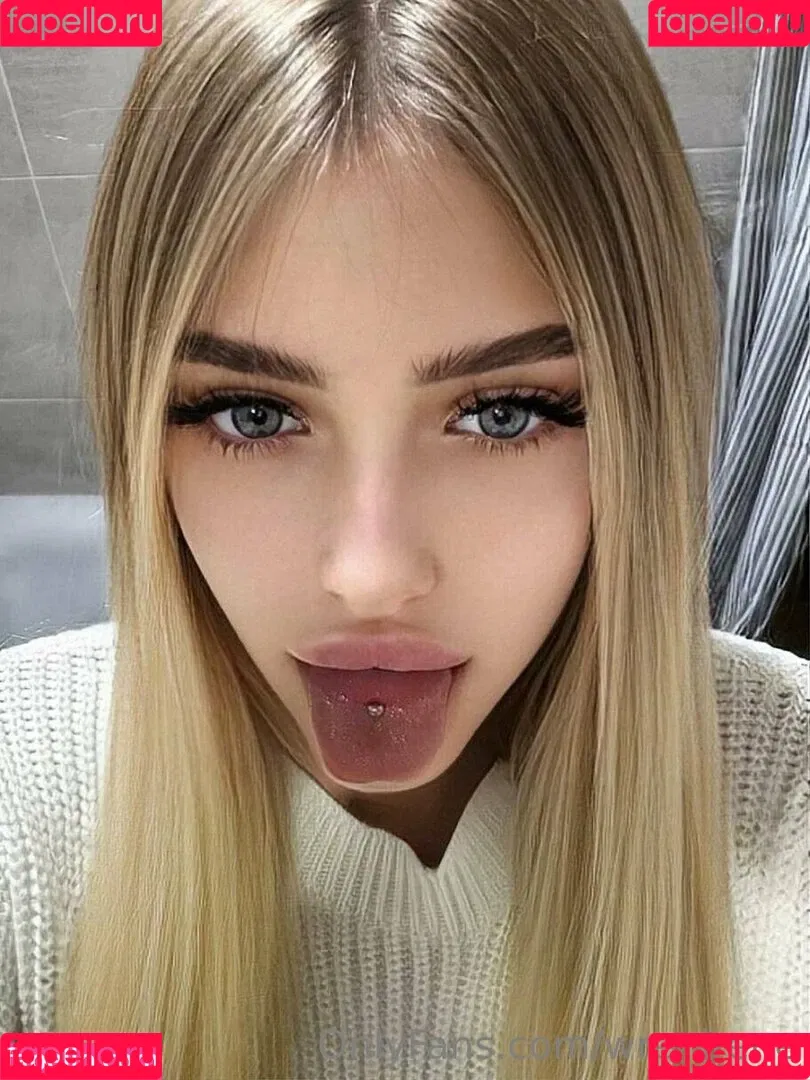 wrenirene Onlyfans Photo Gallery 