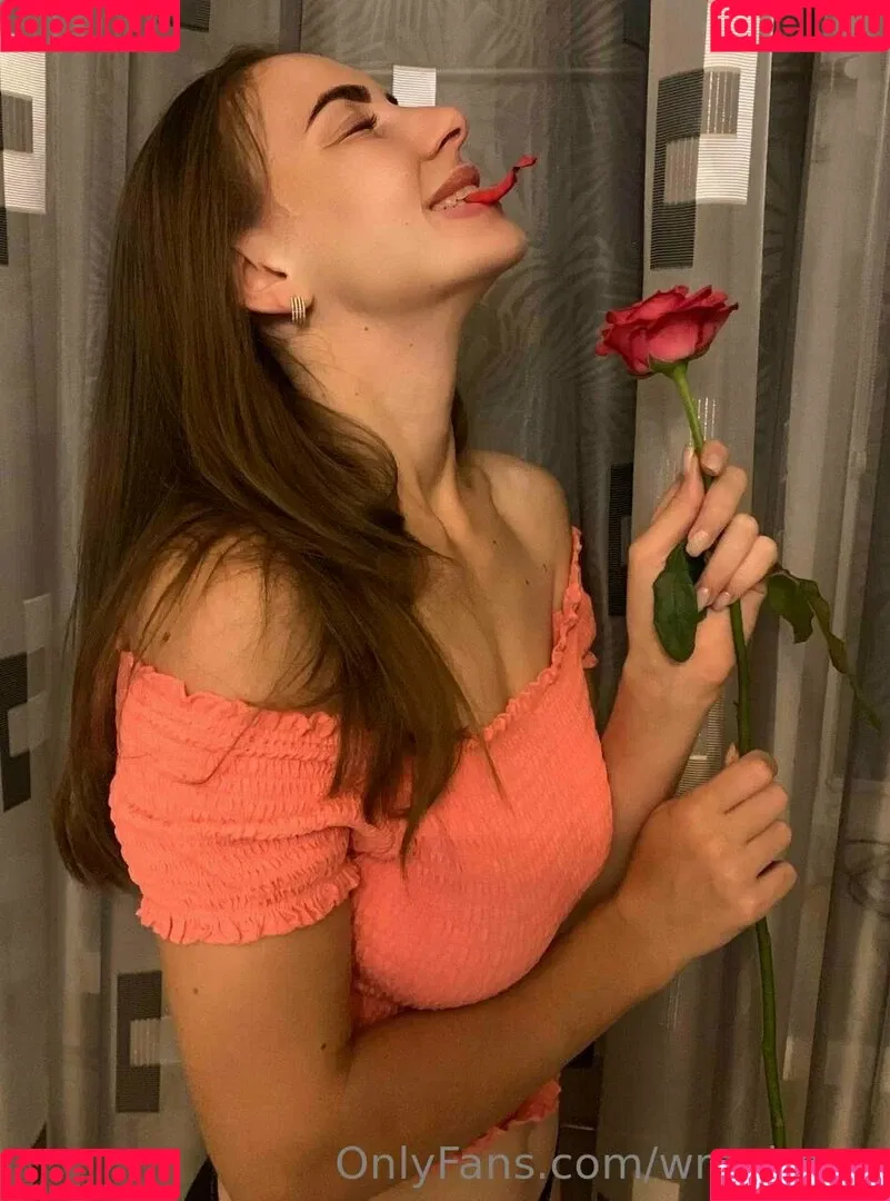 wrenirene Onlyfans Photo Gallery 