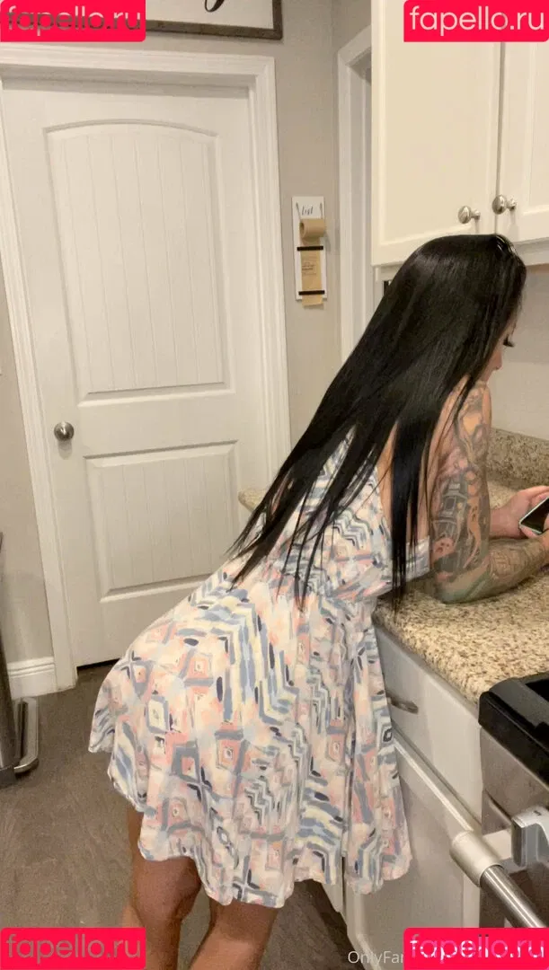 tattedgingy Onlyfans Photo Gallery 