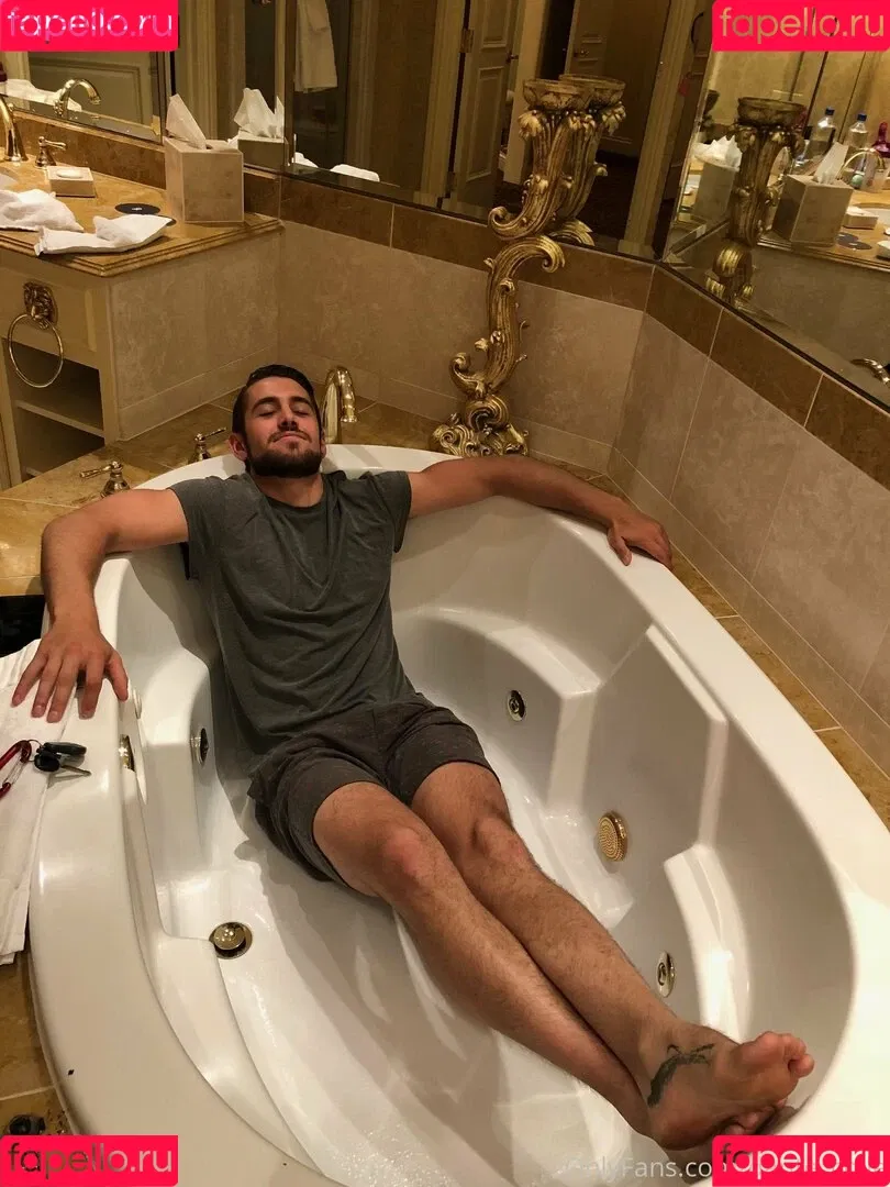 dante_colle Onlyfans Photo Gallery 