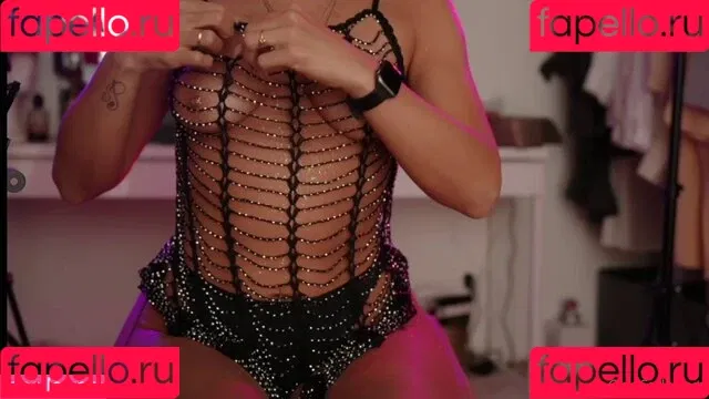 Gina Carla Onlyfans Photo Gallery 