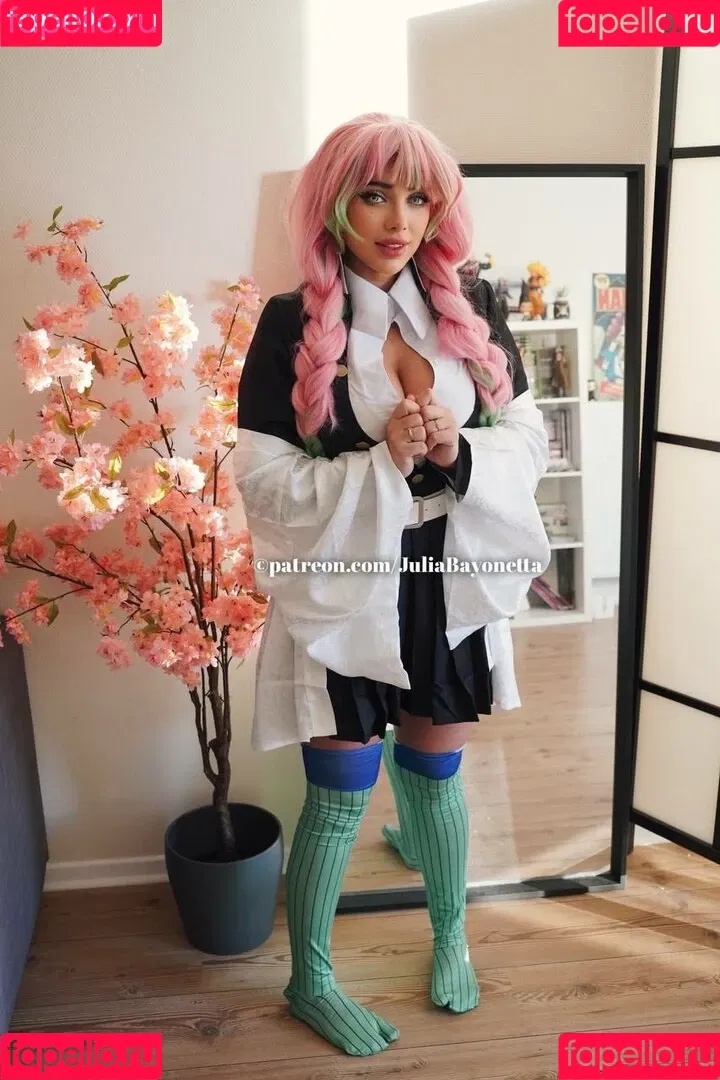 Julia Bayonetta Onlyfans Photo Gallery 