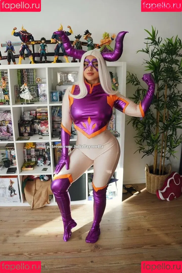 Julia Bayonetta Onlyfans Photo Gallery 