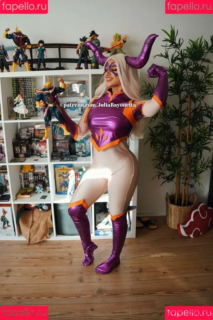 Julia Bayonetta Onlyfans Photo Gallery 