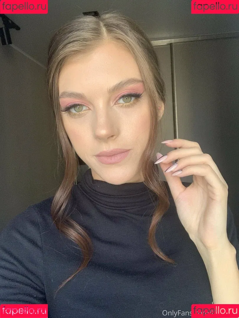 lanaxx.x Onlyfans Photo Gallery 