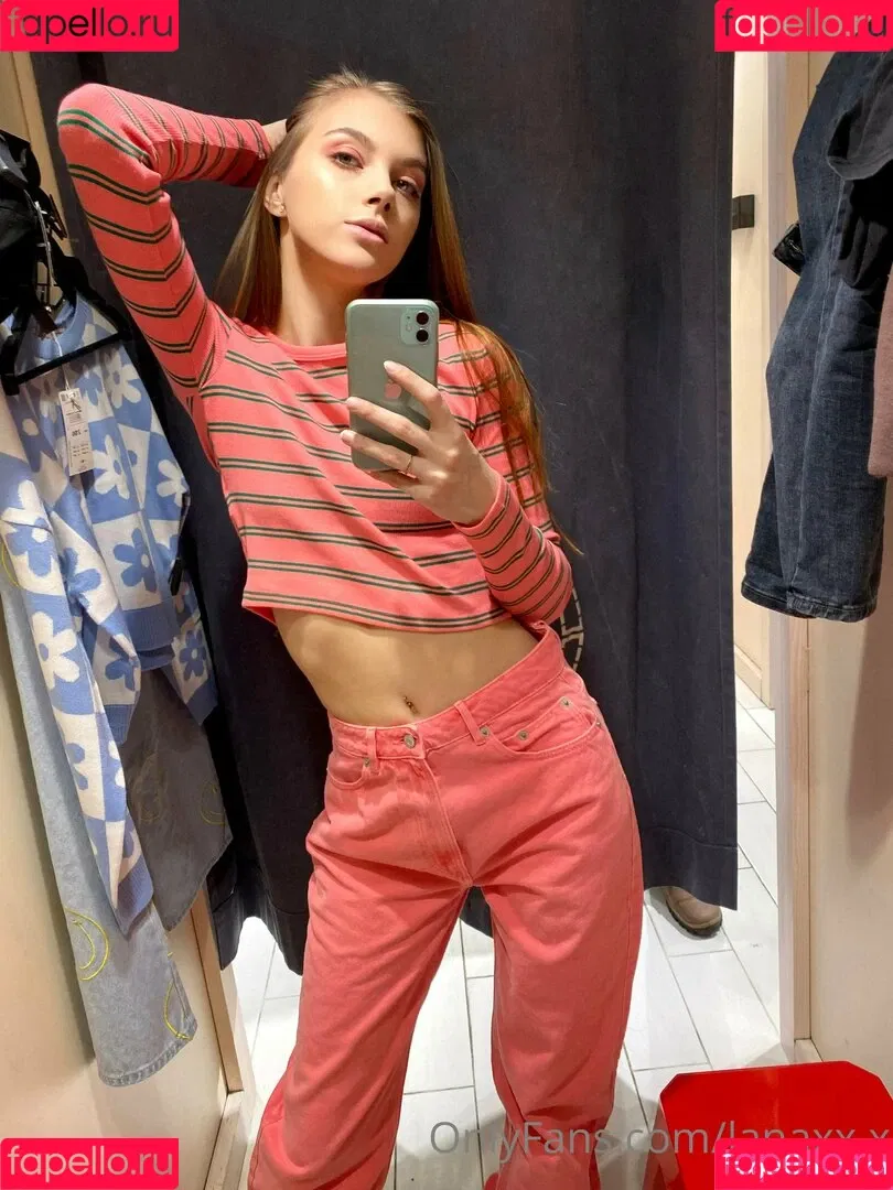 lanaxx.x Onlyfans Photo Gallery 