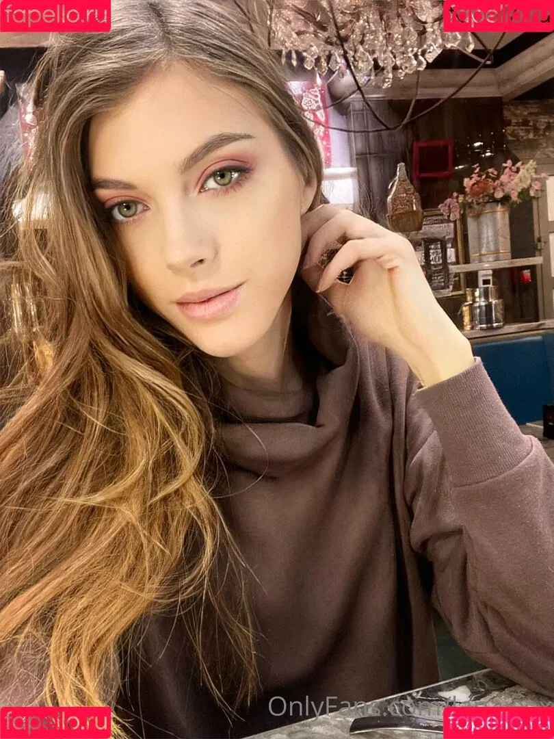lanaxx.x Onlyfans Photo Gallery 