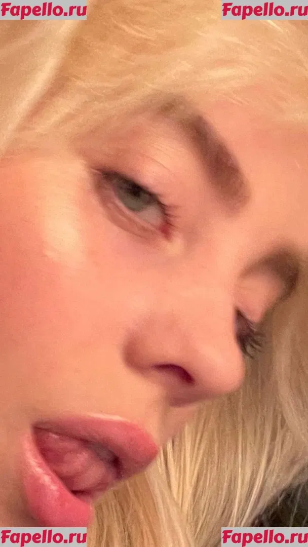 Billie Eilish Onlyfans Photo Gallery 