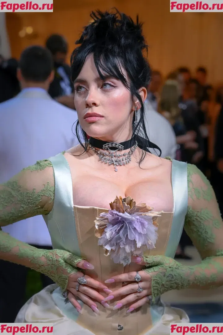 Billie Eilish Onlyfans Photo Gallery 
