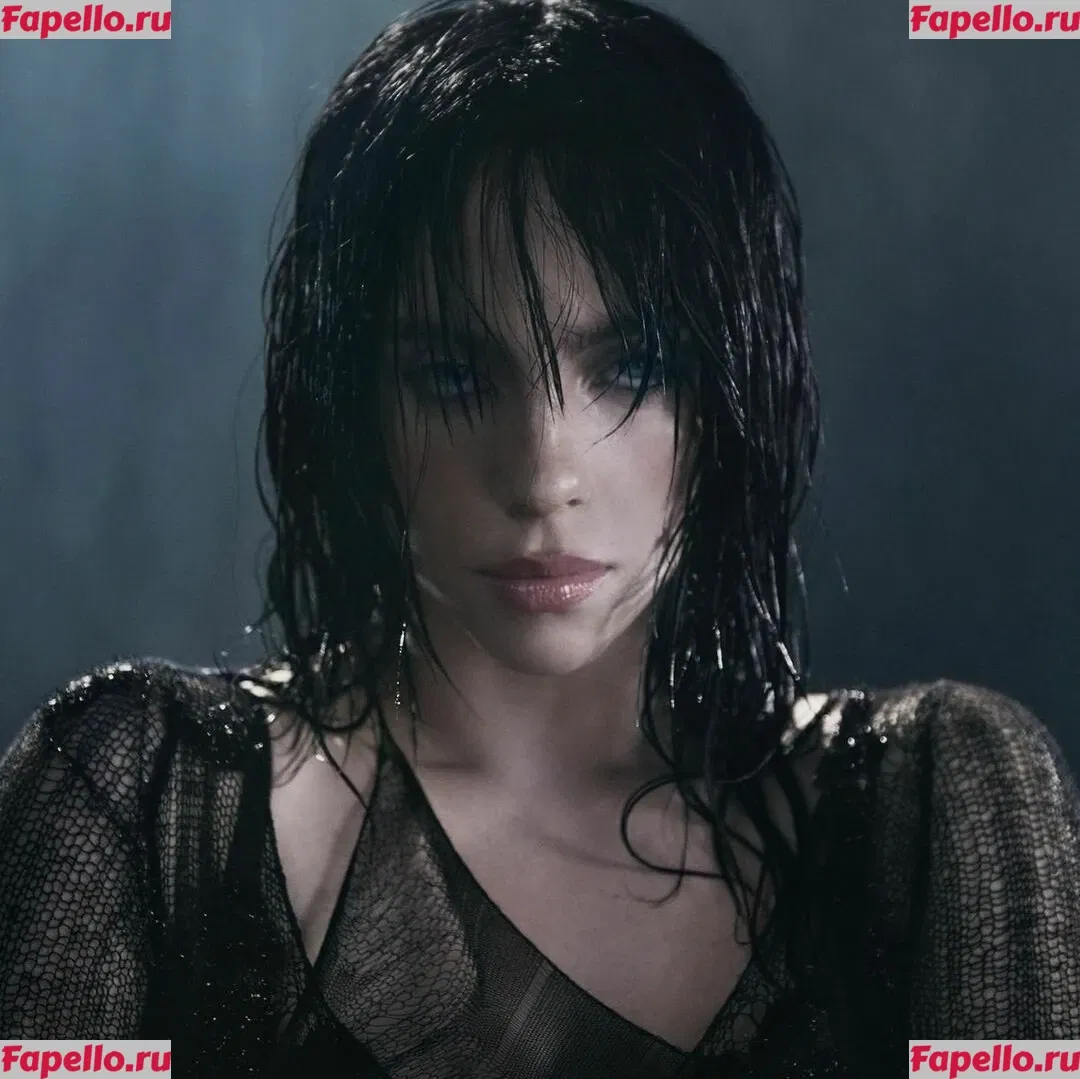 Billie Eilish Onlyfans Photo Gallery 