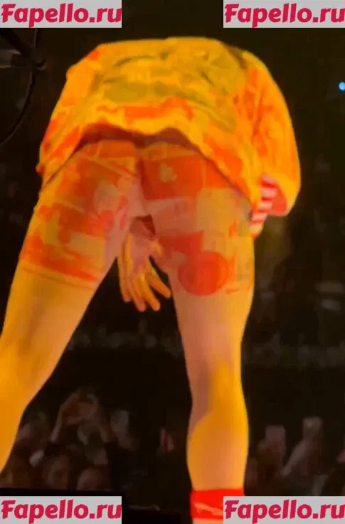 Billie Eilish Onlyfans Photo Gallery 