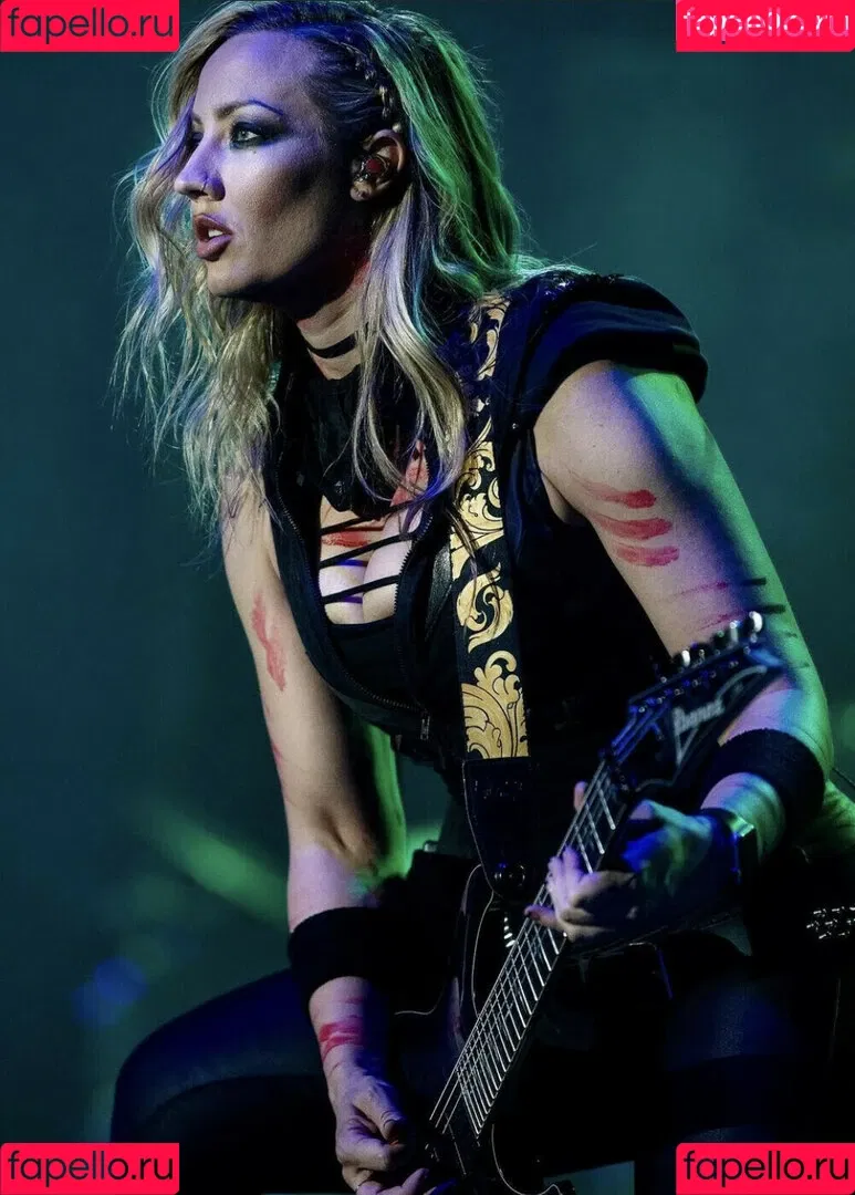 WomenMetal Onlyfans Photo Gallery 