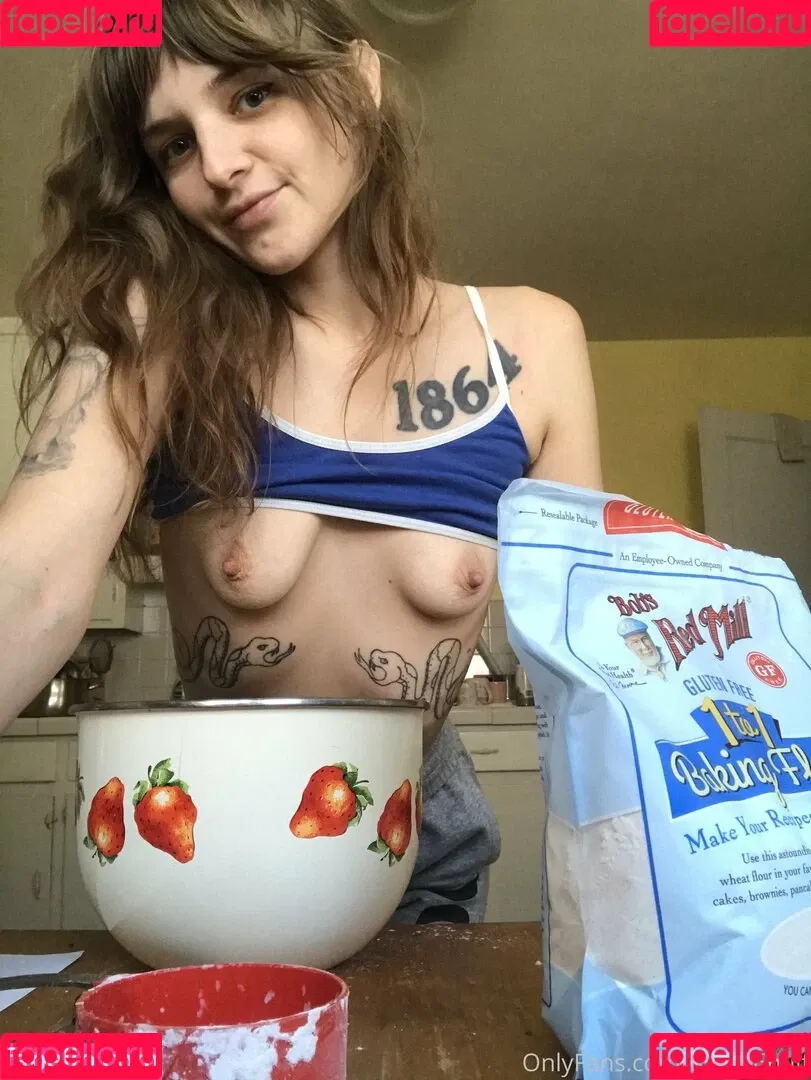 parisbush Onlyfans Photo Gallery 