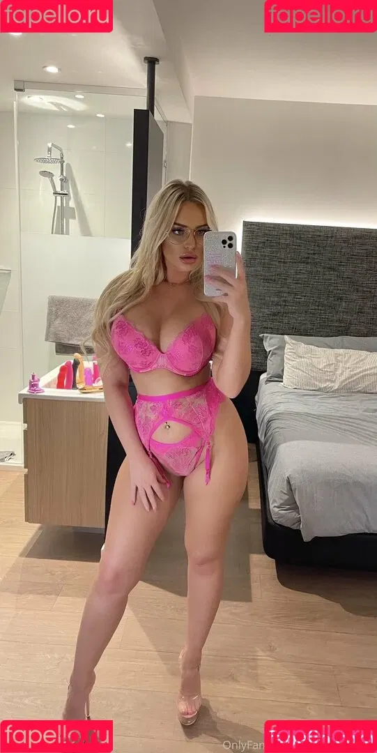 youngcharleyy Onlyfans Photo Gallery 