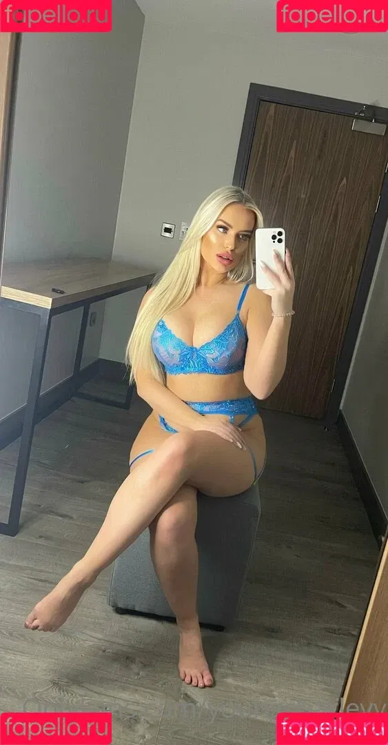 youngcharleyy Onlyfans Photo Gallery 