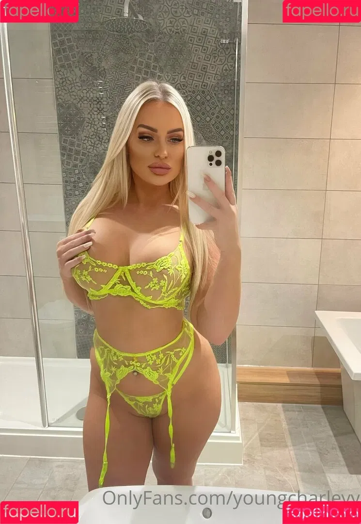 youngcharleyy Onlyfans Photo Gallery 