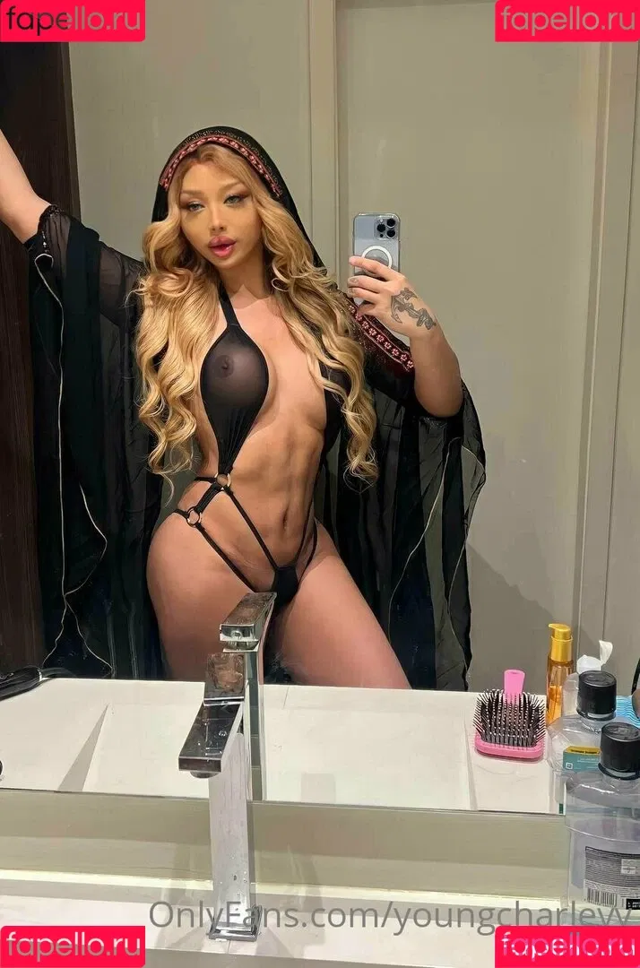 youngcharleyy Onlyfans Photo Gallery 