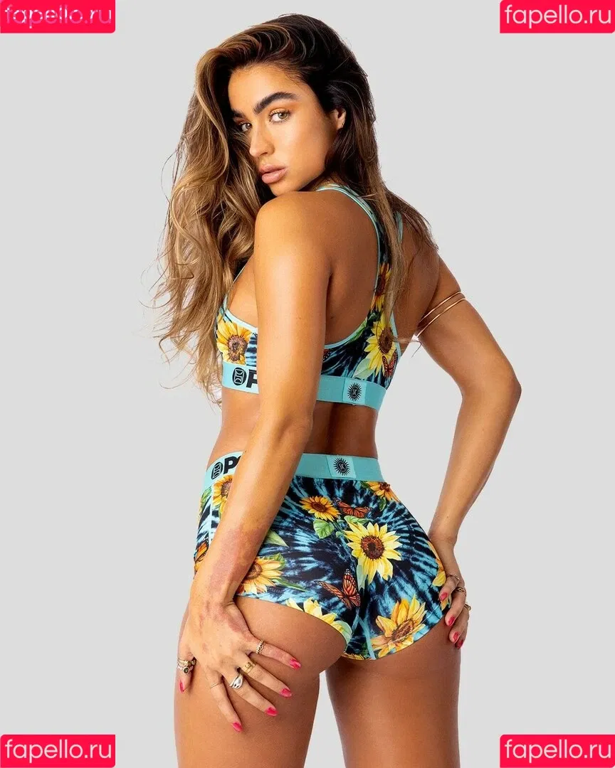 Sommer Ray Onlyfans Photo Gallery 