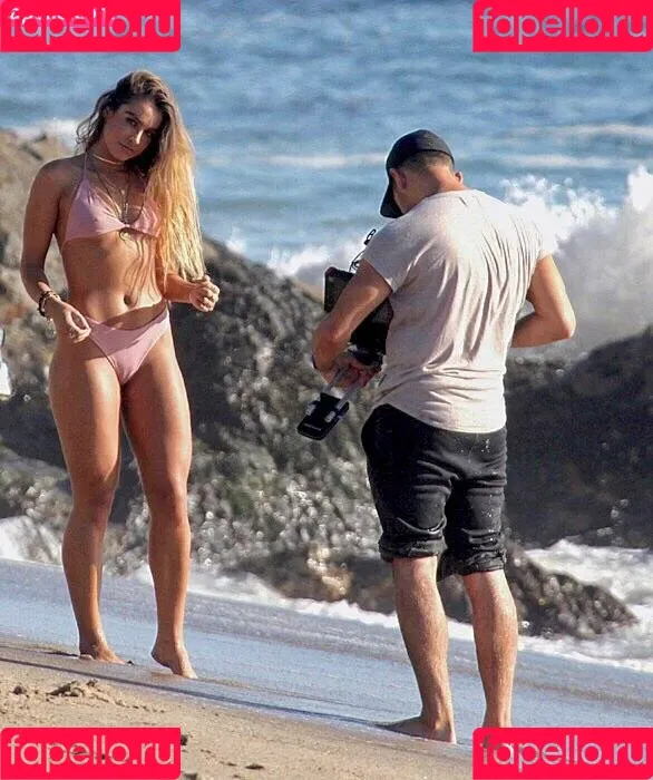 Sommer Ray Onlyfans Photo Gallery 