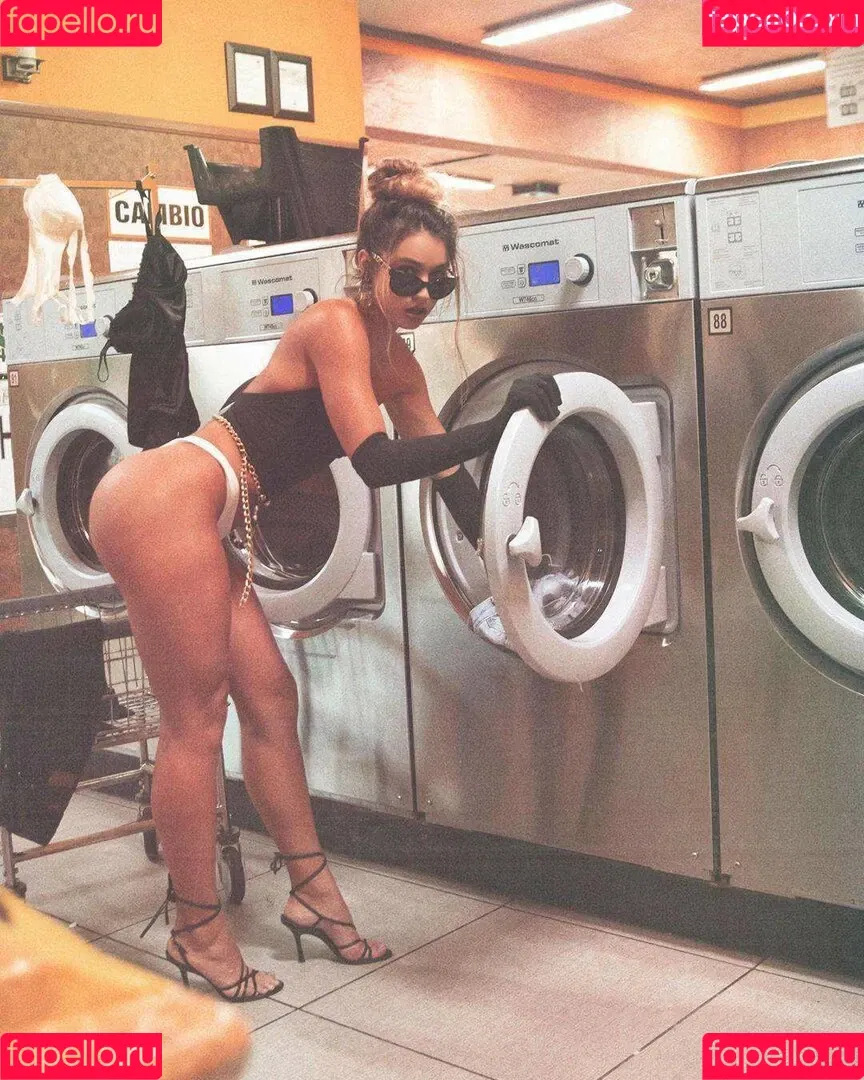 Sommer Ray Onlyfans Photo Gallery 