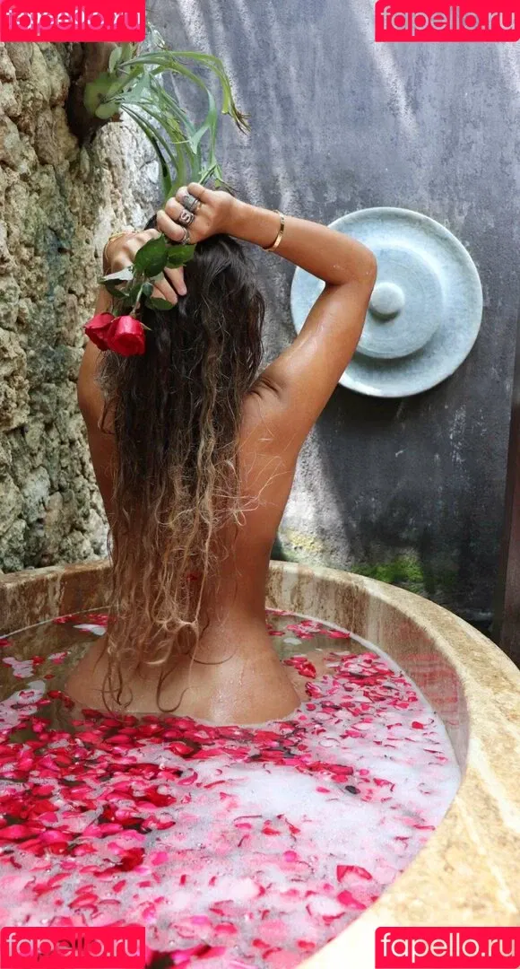 Sommer Ray Onlyfans Photo Gallery 