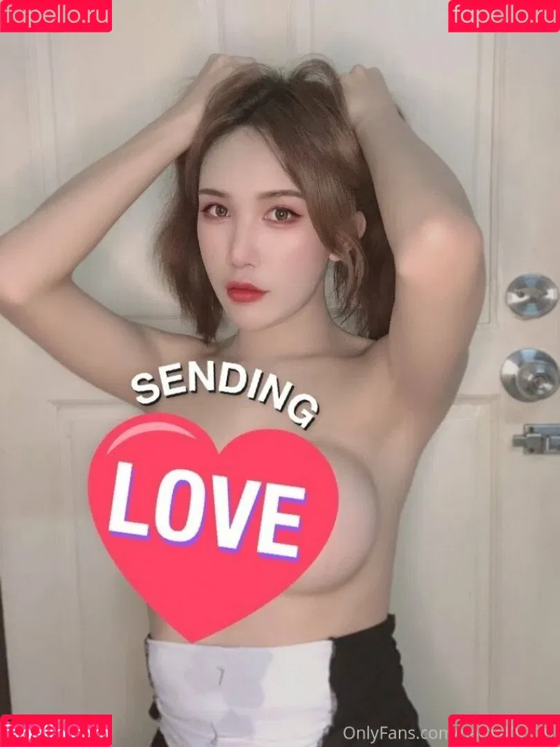 KK_The Princess Onlyfans Photo Gallery 