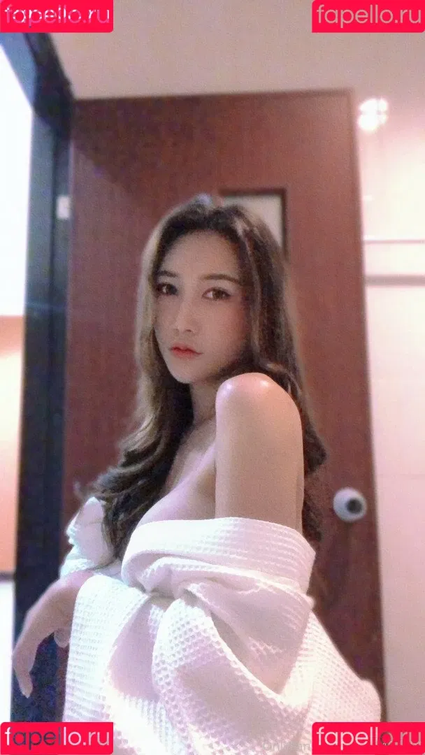 KK_The Princess Onlyfans Photo Gallery 