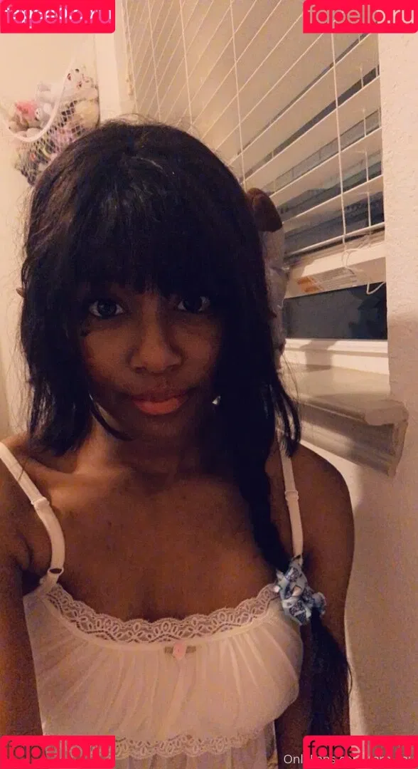 kiuwu Onlyfans Photo Gallery 