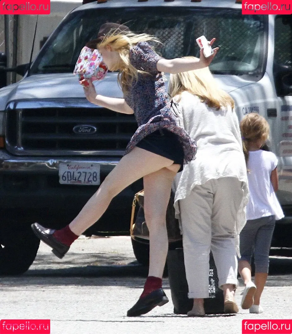 Elle Fanning Onlyfans Photo Gallery 