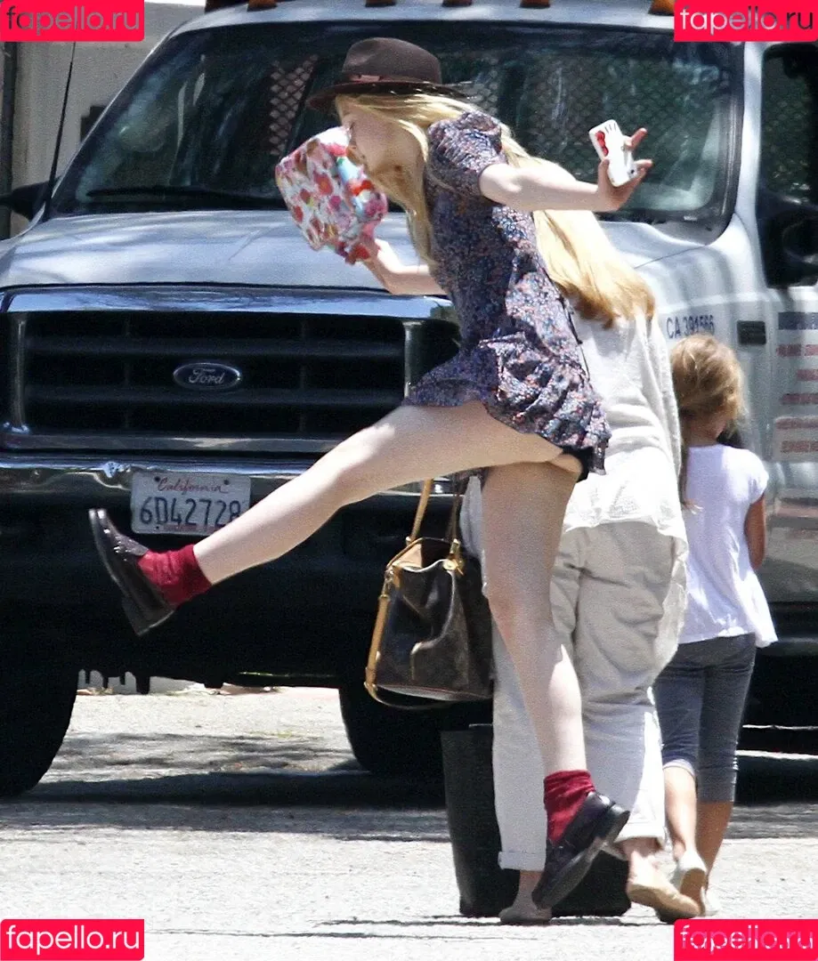 Elle Fanning Onlyfans Photo Gallery 