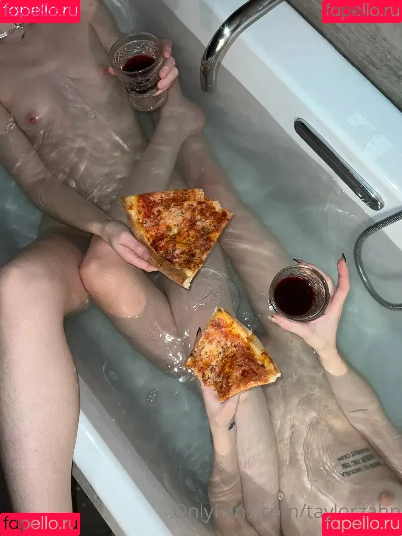 taylorzahn Onlyfans Photo Gallery 