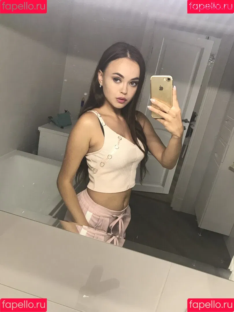 xlimonade Onlyfans Photo Gallery 