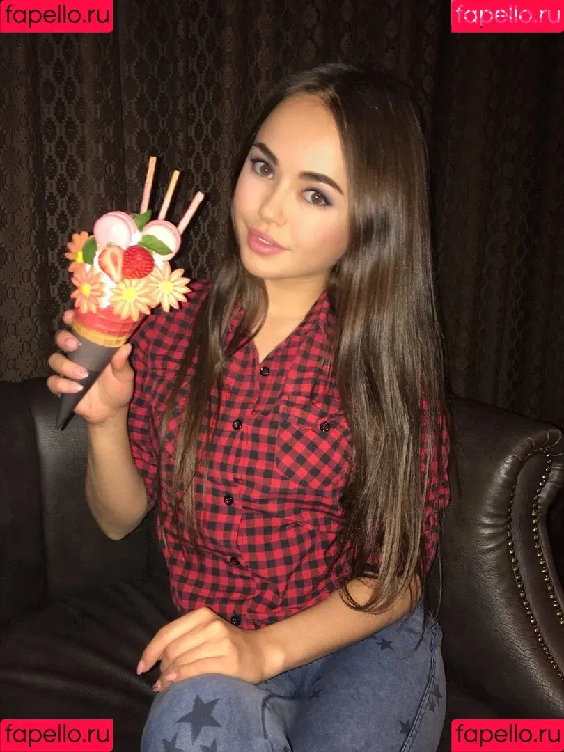xlimonade Onlyfans Photo Gallery 