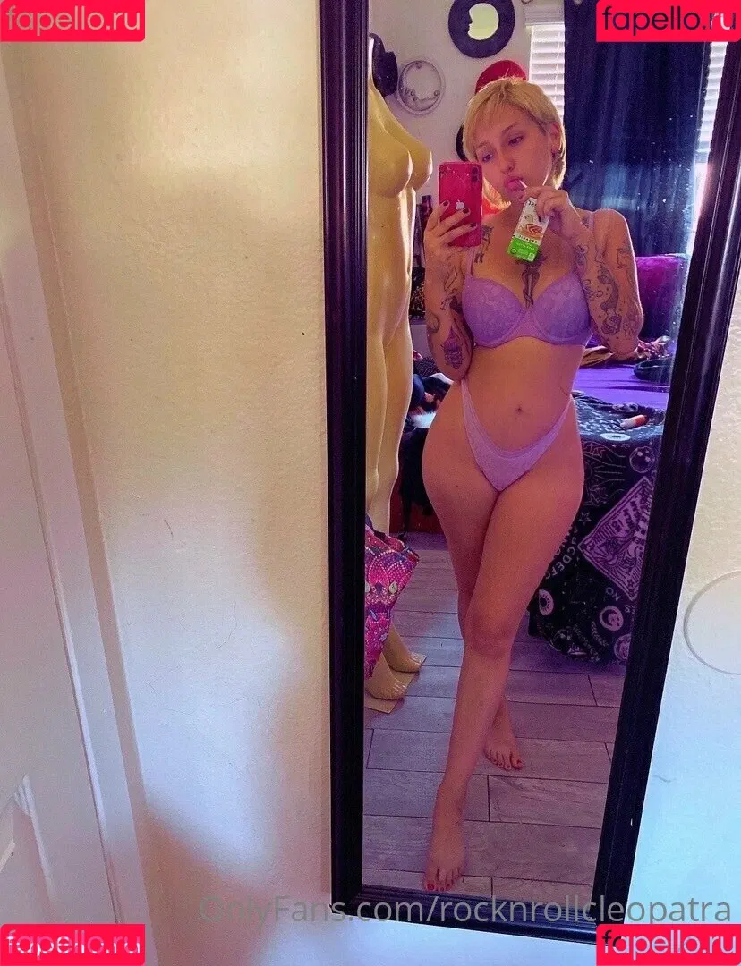 Rocknrollcleopatra Onlyfans Photo Gallery 