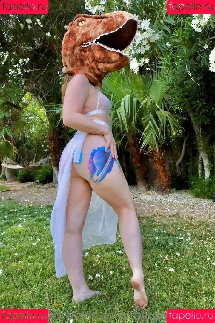 tasteamethyst Onlyfans Photo Gallery 