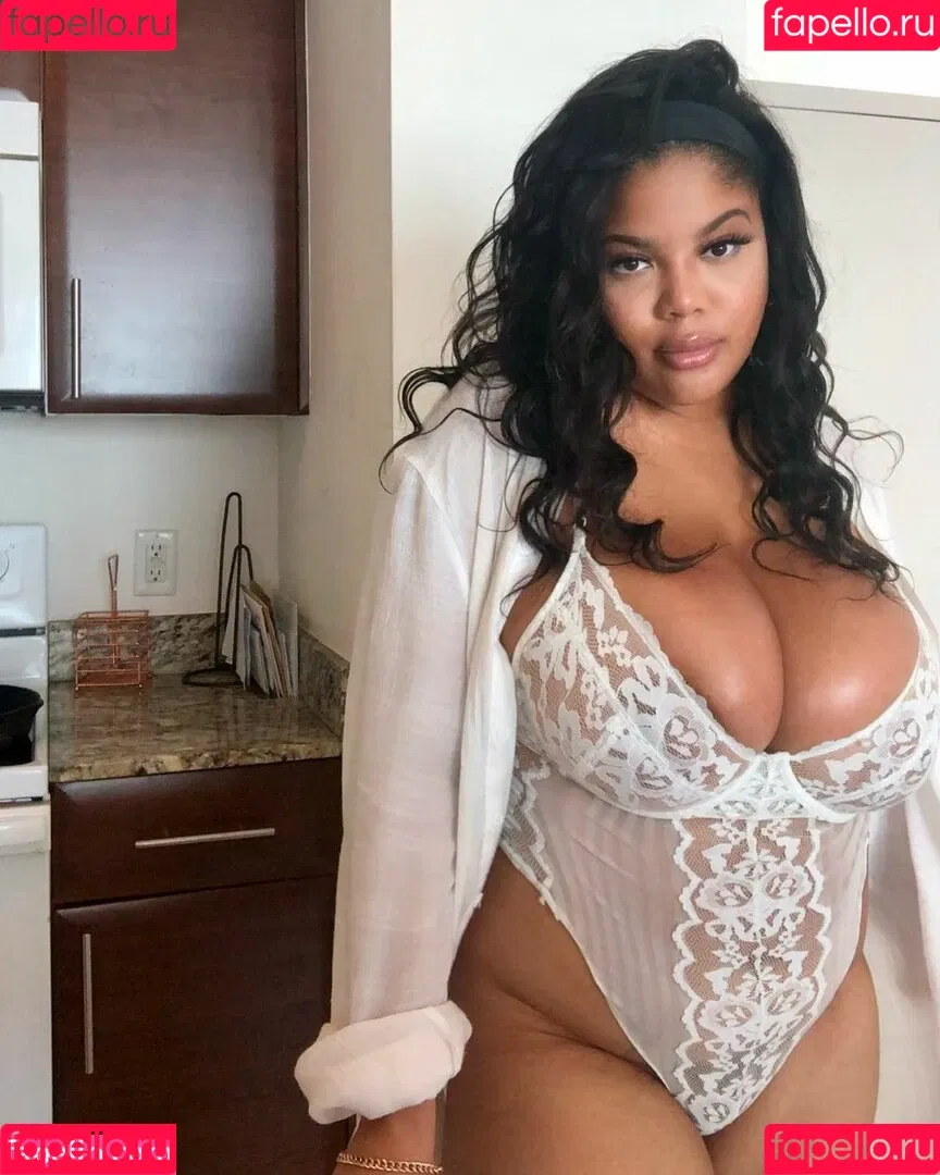 Gabrielle Logan Onlyfans Photo Gallery 