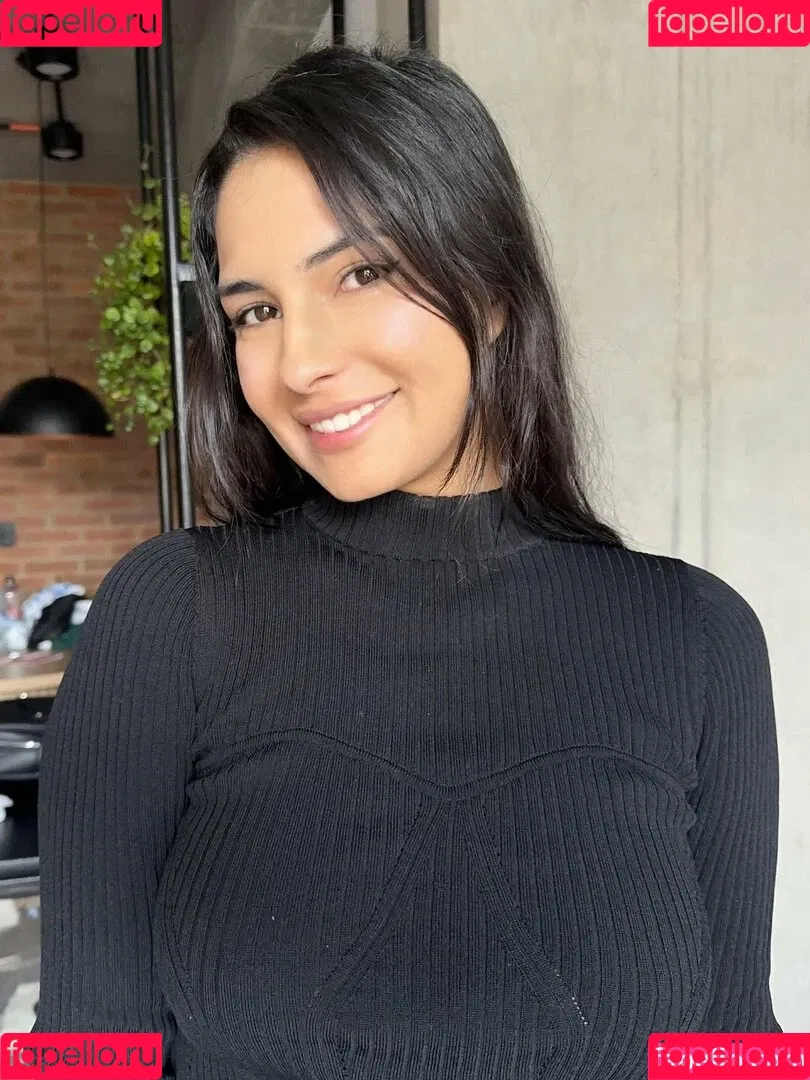 Annie Guzman Onlyfans Photo Gallery 