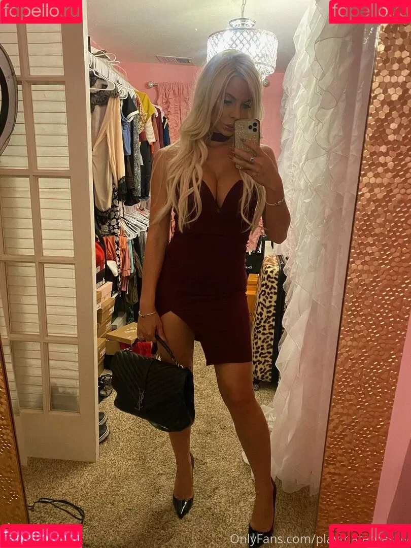playmatepressly Onlyfans Photo Gallery 