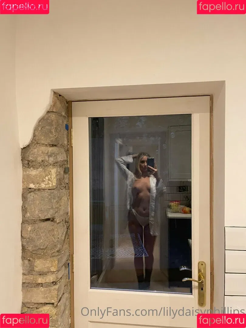 lilydaisyphillips Onlyfans Photo Gallery 