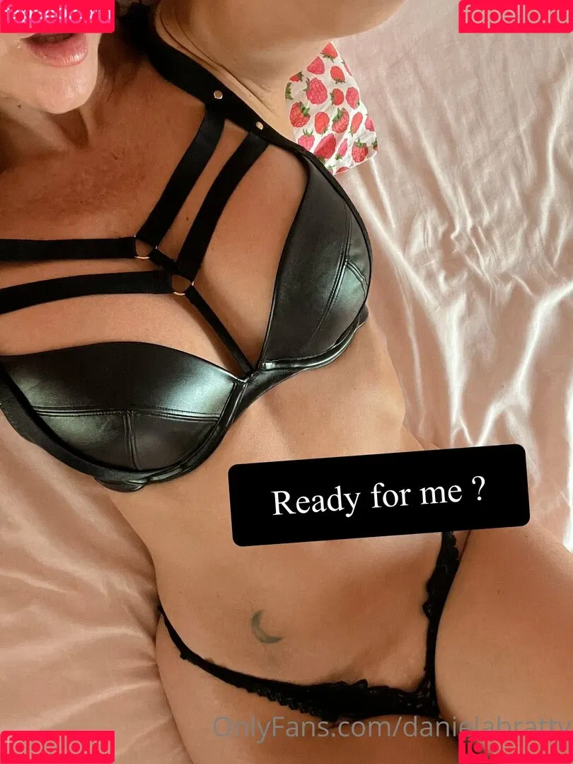 danielabratty Onlyfans Photo Gallery 