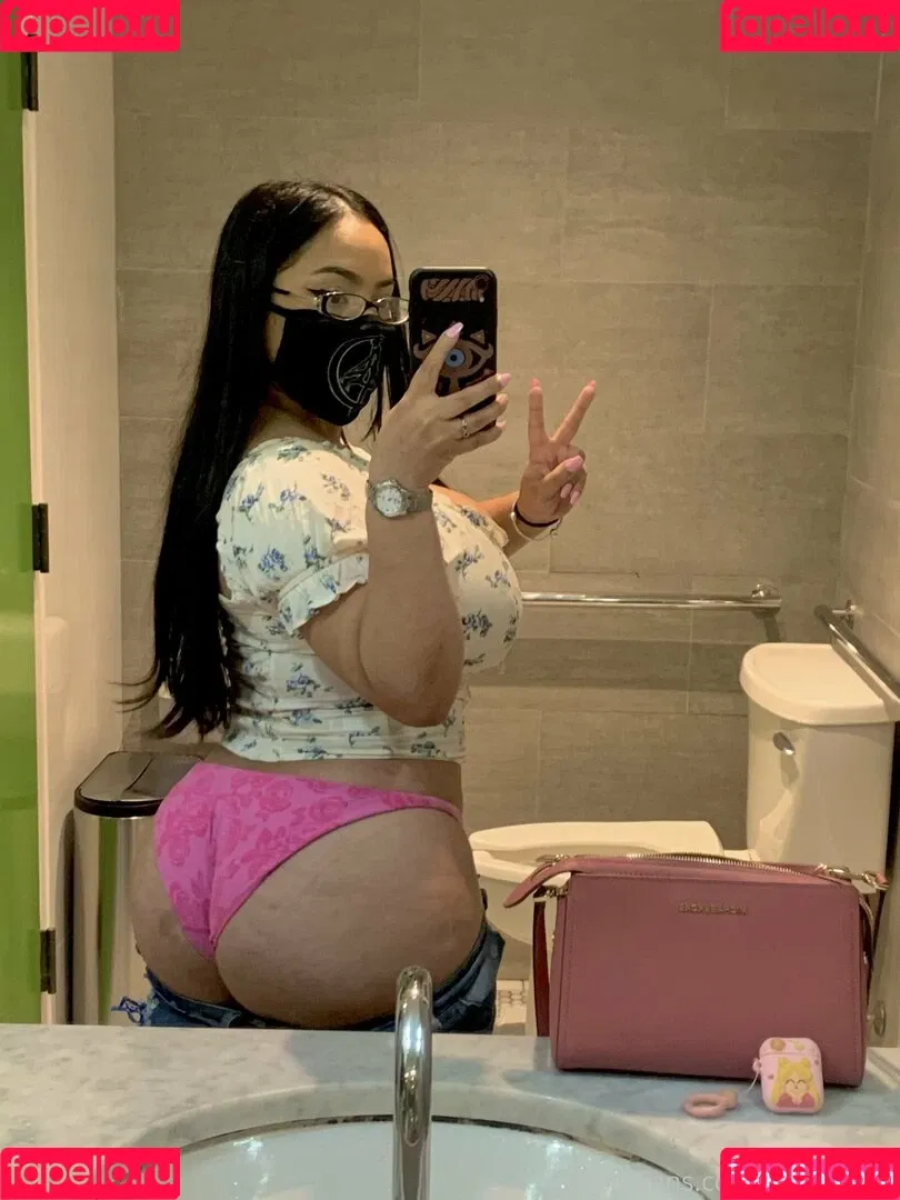 Jaki Senpai Onlyfans Photo Gallery 
