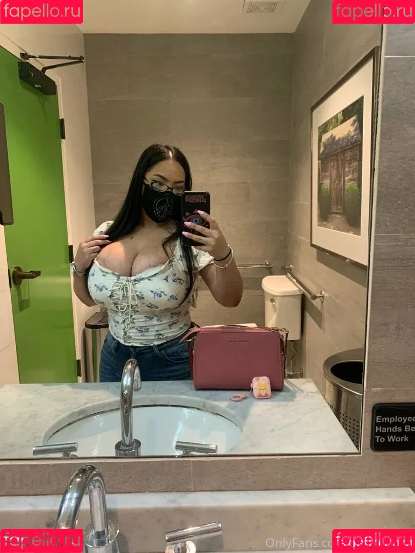 Jaki Senpai Onlyfans Photo Gallery 