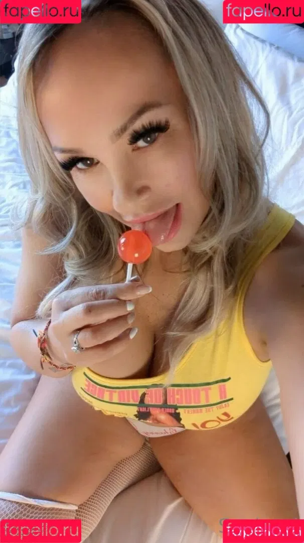 sexisuzi Onlyfans Photo Gallery 
