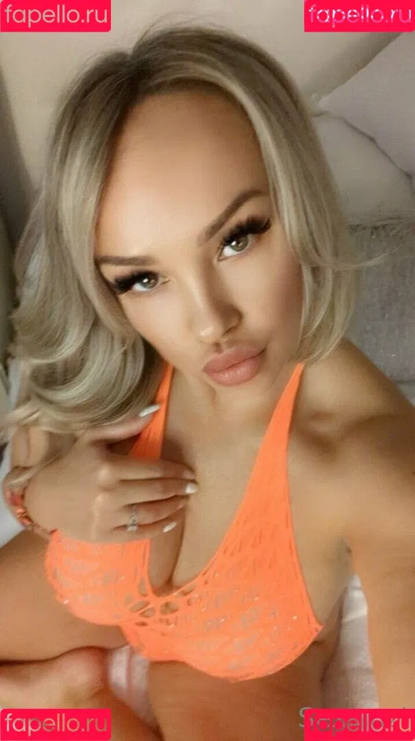 sexisuzi Onlyfans Photo Gallery 