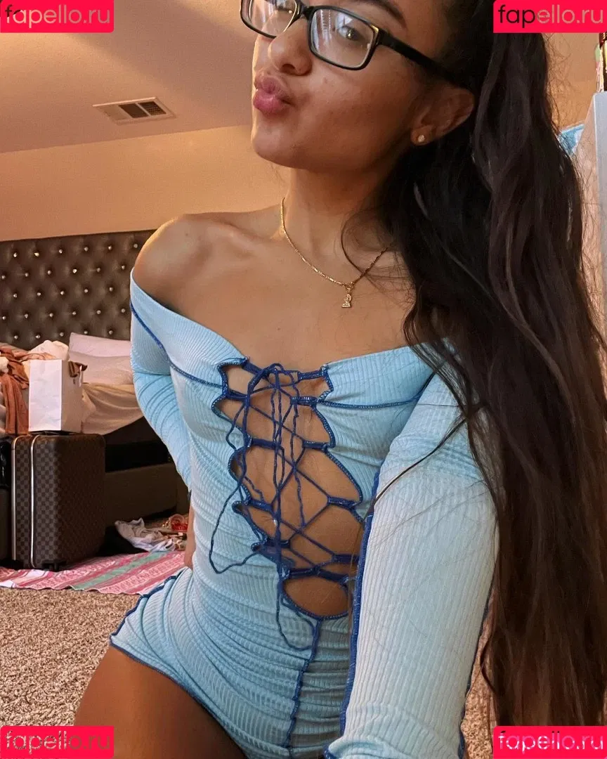 Alahnaly Onlyfans Photo Gallery 