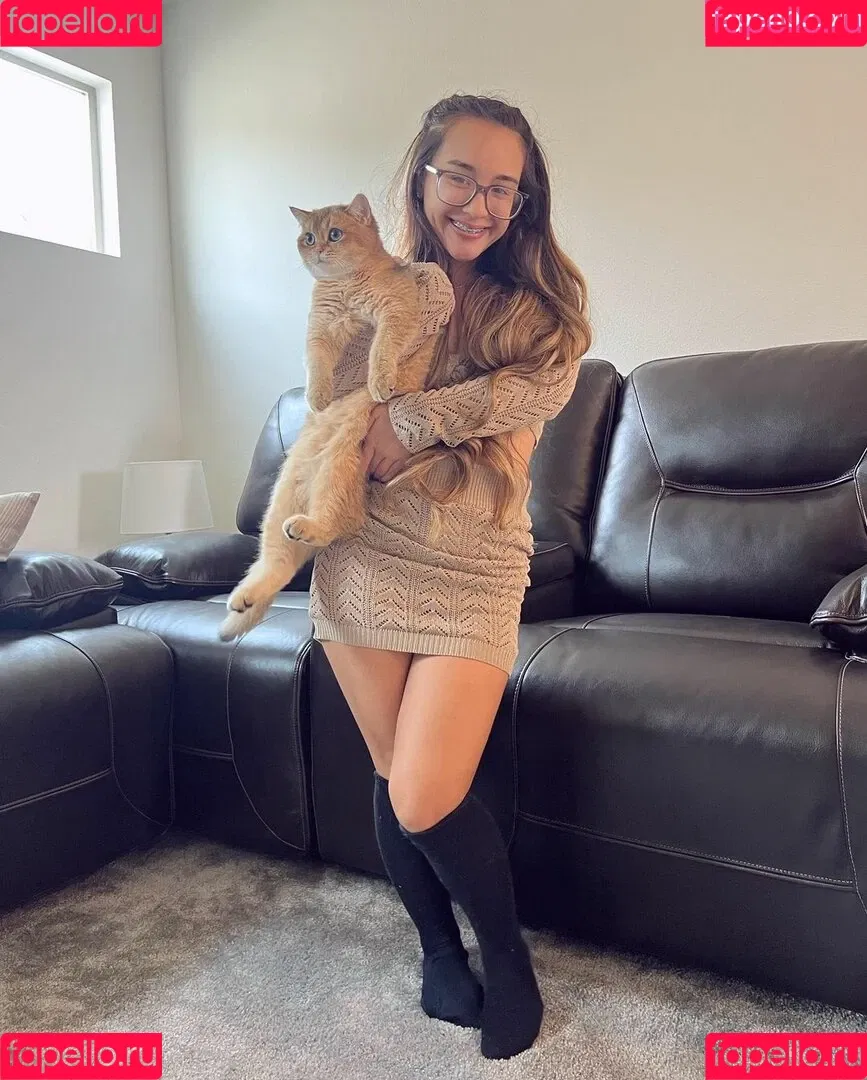 Alahnaly Onlyfans Photo Gallery 