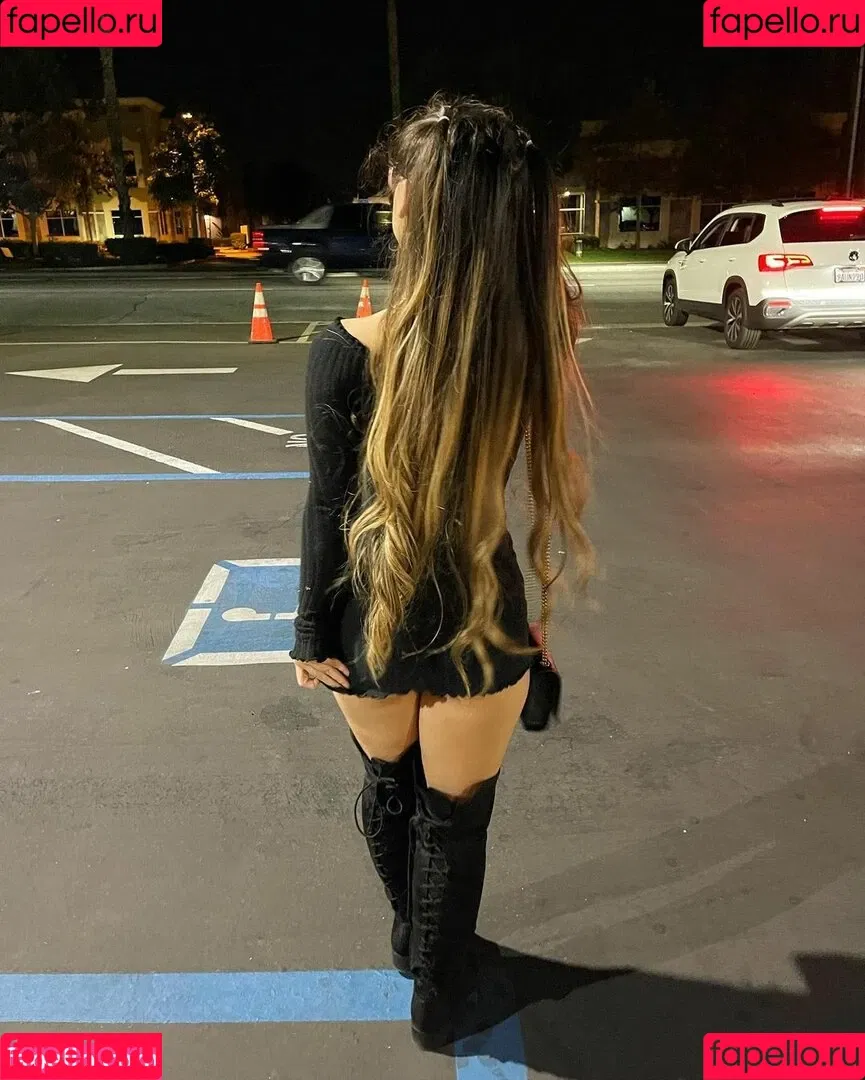 Alahnaly Onlyfans Photo Gallery 