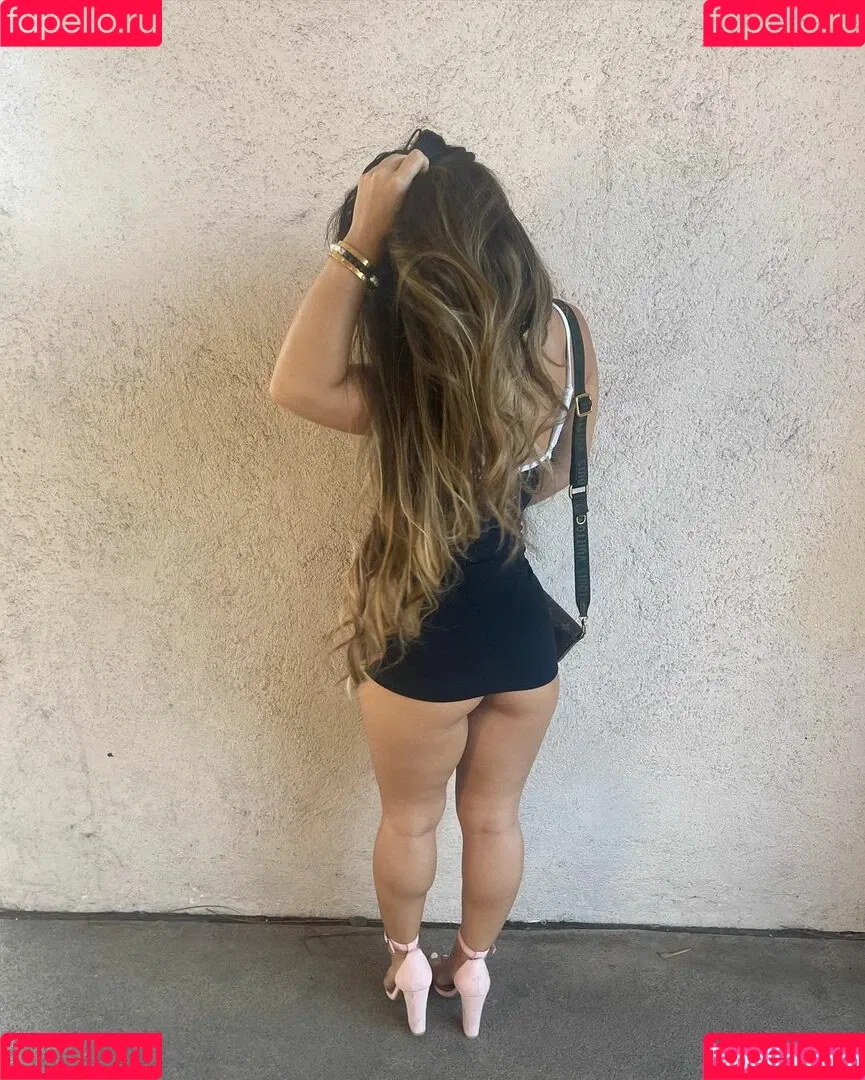 Alahnaly Onlyfans Photo Gallery 